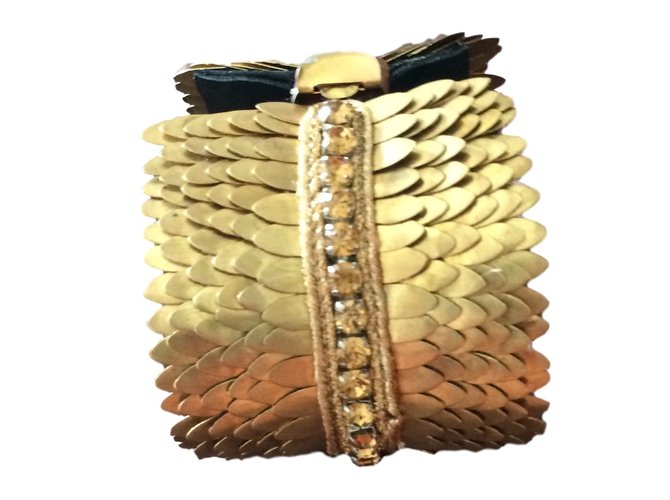 DEEPA GURNANI Bracelet Golden Metal Lambskin  ref.45727