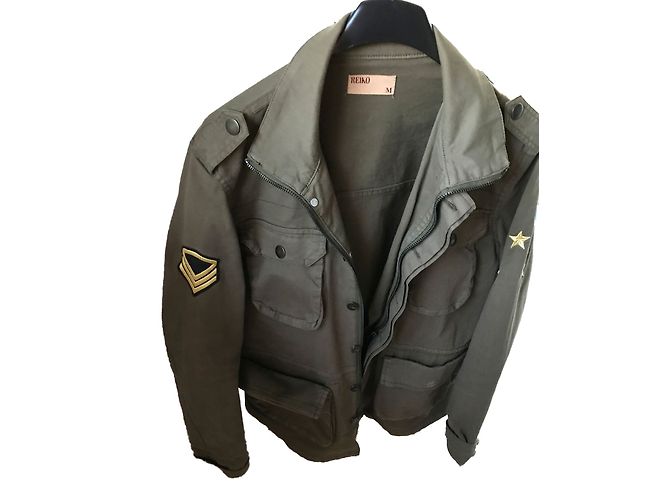 Reiko Chaquetas Caqui