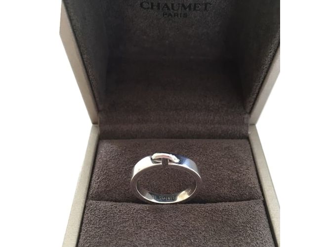 Anillo Chaumet de oro blanco talla 54 Plata