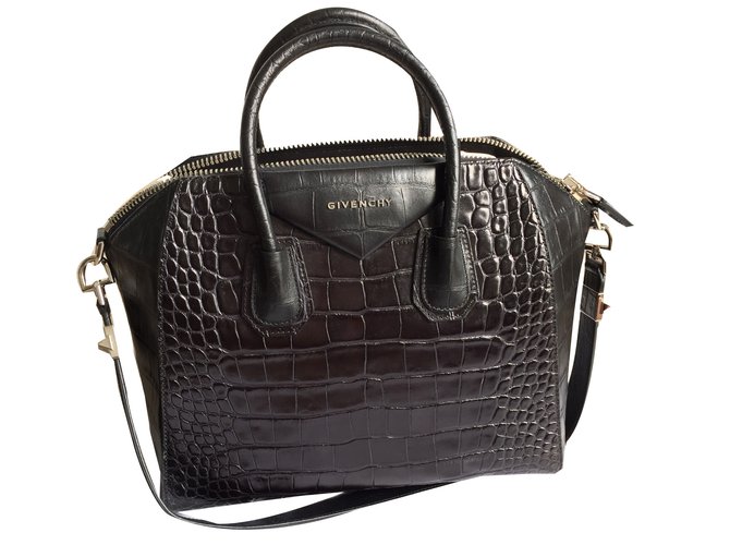 Givenchy Antigona Black Patent leather  ref.46267