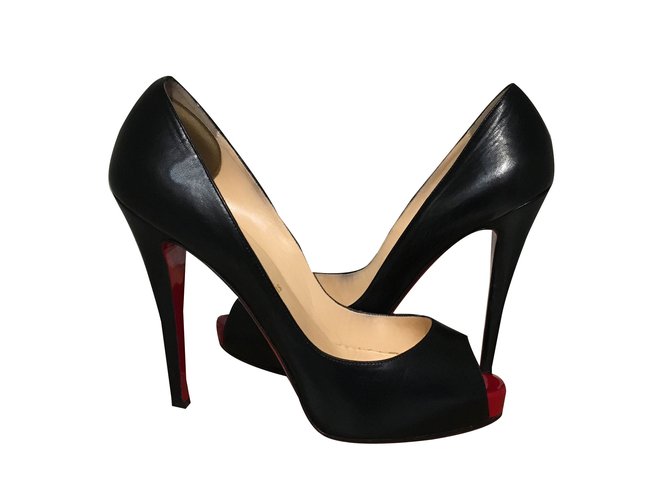 Christian Louboutin Fersen Schwarz Leder  ref.46280