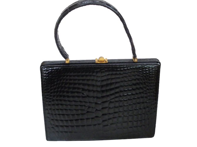 Autre Marque Handbags Black Leather  ref.46322