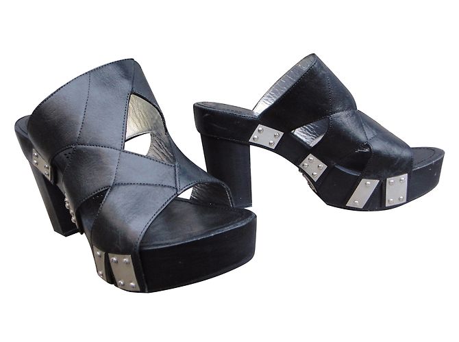 Sandali con tacco Free Lance in pelle e legno nero