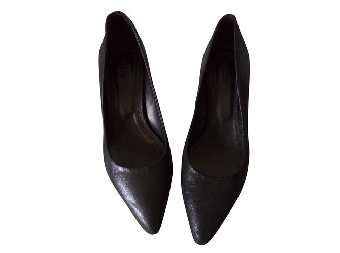 Maje GRETEN kitten heels Black Leather  ref.47098