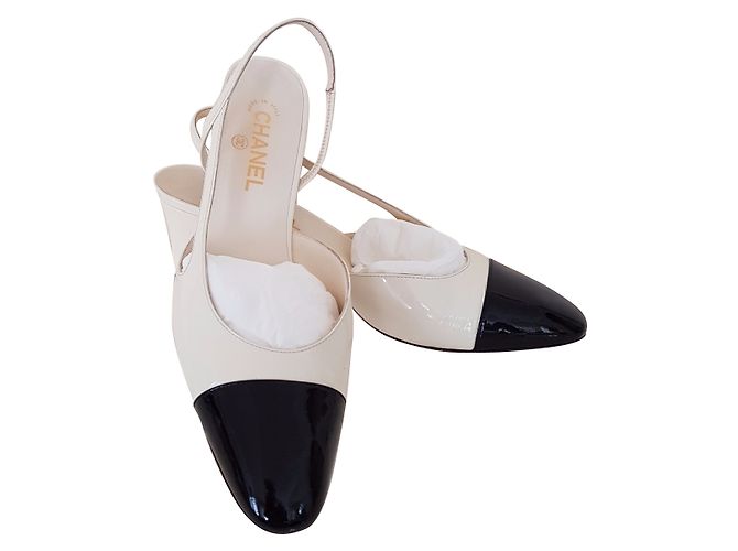 Chanel Slingback Beige