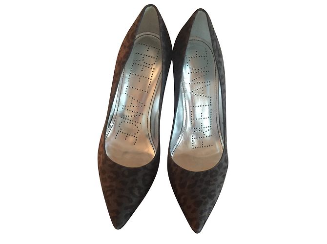 Free Lance Itlys 7 Leopard Print Deerskin Heels 37