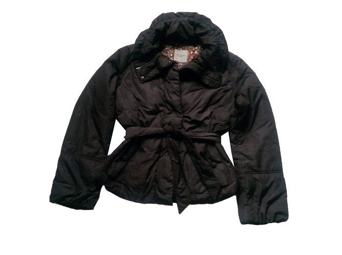 Weekend Max Mara Coats, Outerwear Black Polyester Polyamide  ref.47630