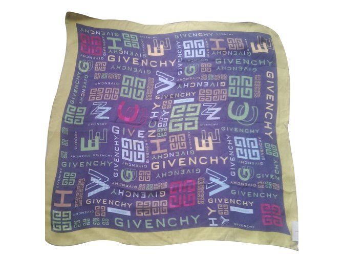 Givenchy Foulard Soie Multicolore  ref.47686