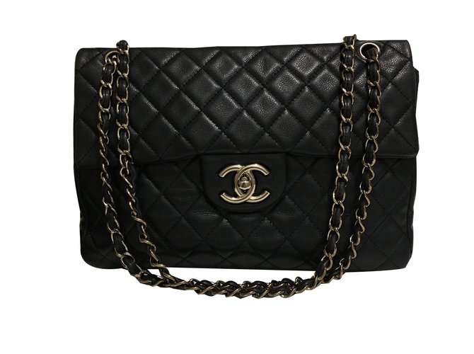 chanel maxi classic bag