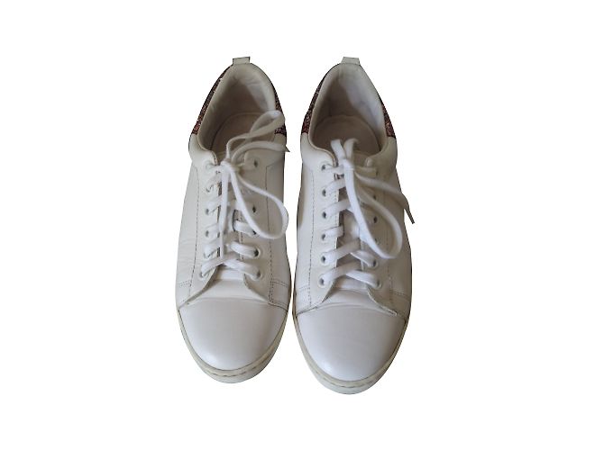 Maje scarpe da ginnastica
