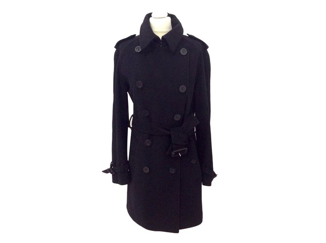 Burberry Coats, Outerwear Black Wool  ref.47973