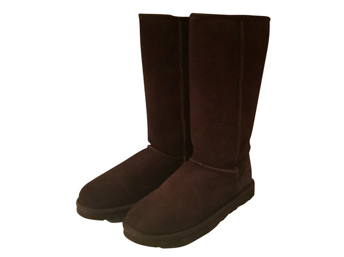 Ugg Classic Tall Chocolate Suede  ref.48330