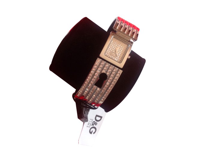 Dolce & Gabbana Montre bracelet rigide Acier Argenté  ref.48359