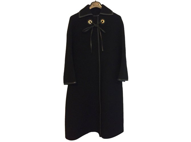 Hermès Vintage cape Black Wool  ref.48361