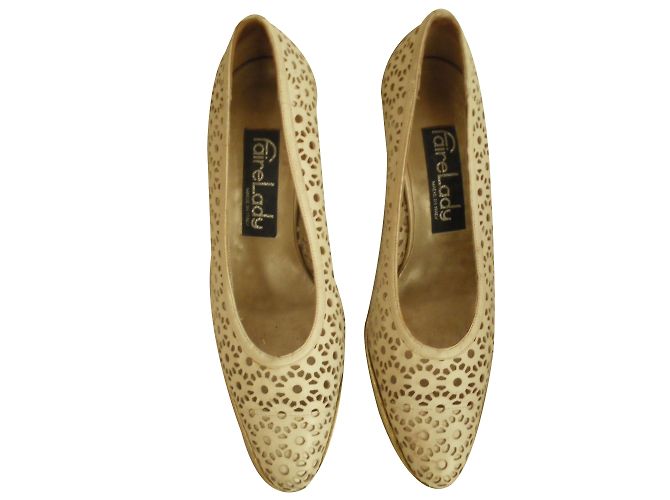Autre Marque Leather Heels Beige 39.5IT