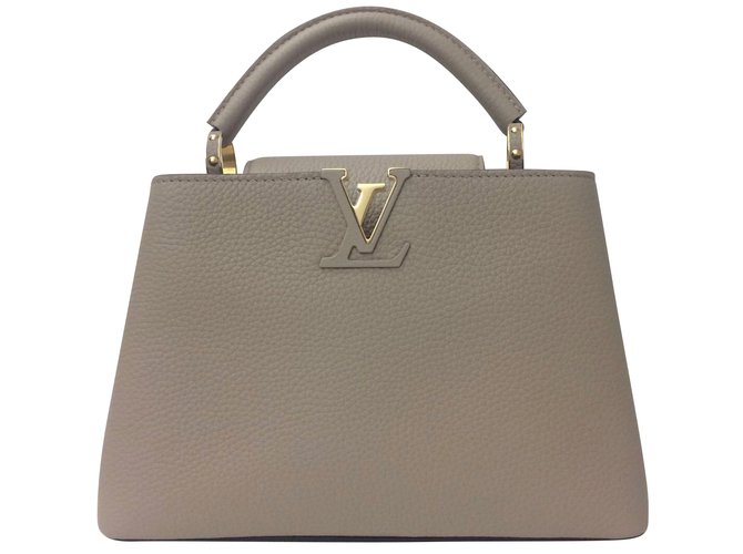 Louis Vuitton Capucines BB Handbag in Beige Grained Leather and