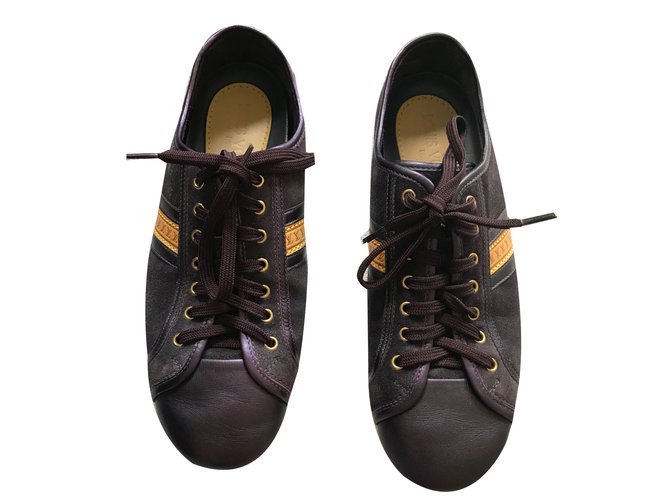 Louis Vuitton Sneakers Dark brown Suede Leather  ref.48840
