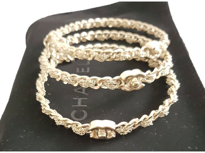 Chanel Armbänder Golden Metall  ref.49406