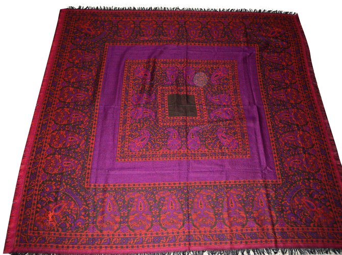Yves Saint Laurent Scarf Multiple colors Purple Wool  ref.49613