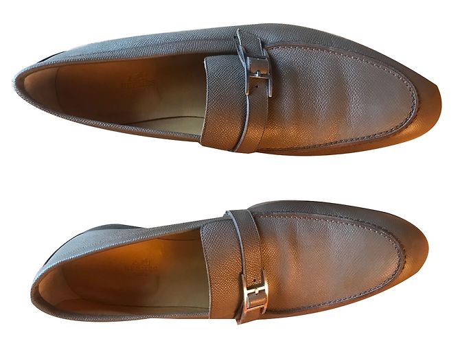 Mocassins Hermès en cuir caramel 45