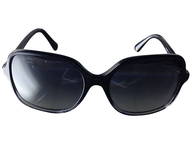 Chanel Occhiali da sole Nero
