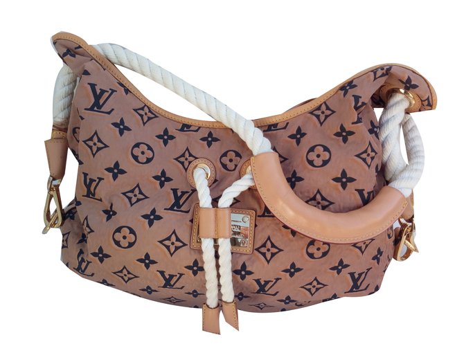 Louis Vuitton Handbags Peach Cloth  ref.50454