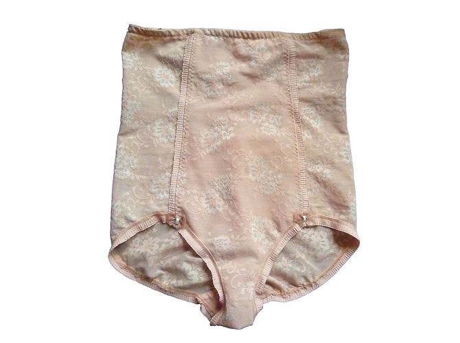 Autre Marque Braga Ventre Plano de Talle Alto Encaje Rosa Beige Carne