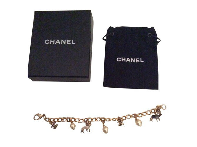 Chanel Bracelets Plaqué or Doré  ref.50631