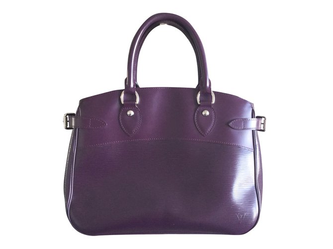 Louis Vuitton Passy Cuir Violet  ref.51364