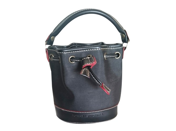 tommy hilfiger bag leather