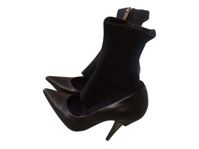 Barbara Bui Ankle Boots Black Leather  ref.51531