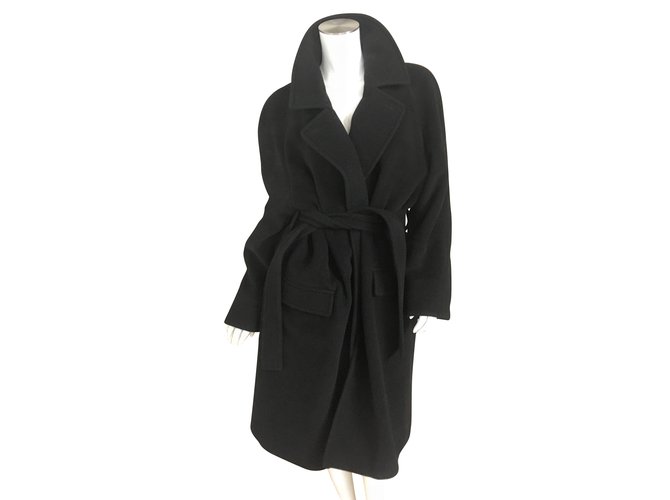 Hermès Coats, Outerwear Black Cashmere  ref.51621