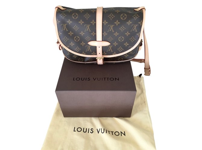 Louis Vuitton Monogramm-Umhängetasche Karamell Leder  ref.51624