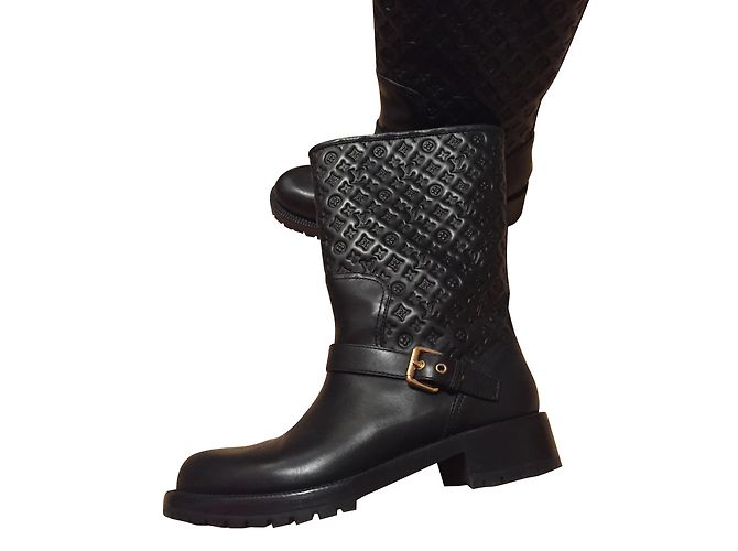 Louis Vuitton Boots Black