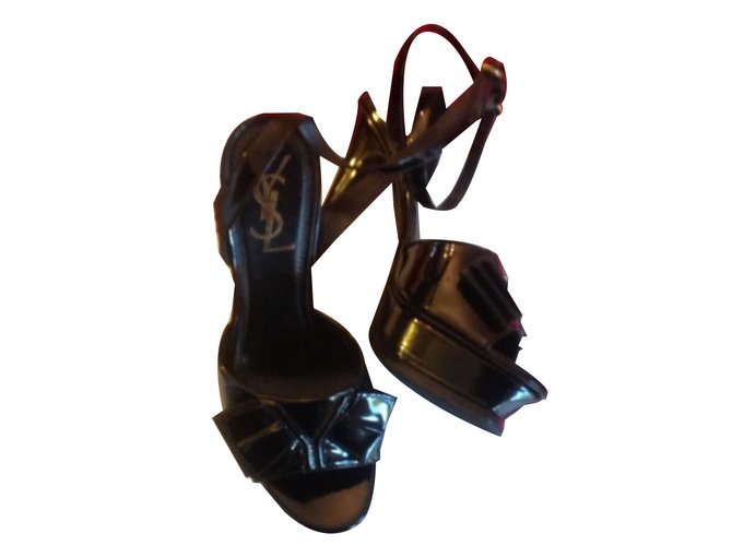 Yves Saint Laurent Heels Black Patent leather  ref.51700