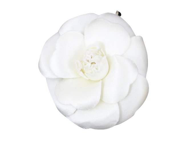 Chanel Camelia White Silk  ref.51951