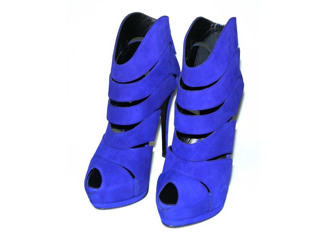 zanotti bleu daim