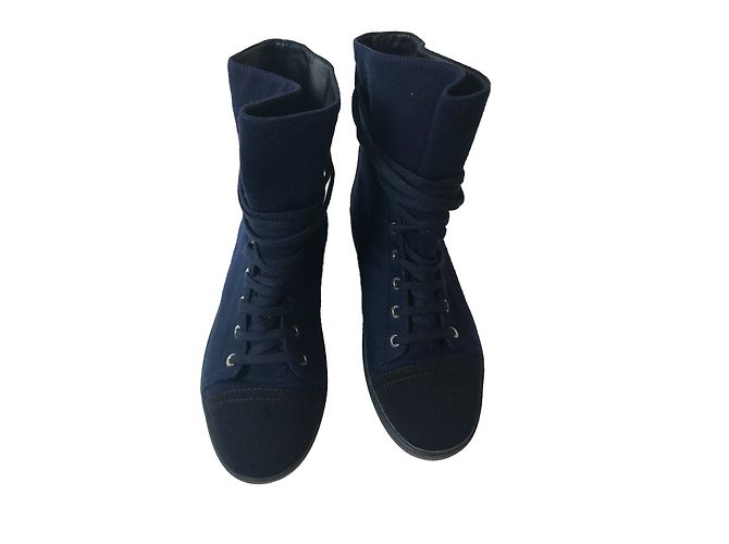 Sneakers Chanel Blu Marina e Nero in Tela Blu navy