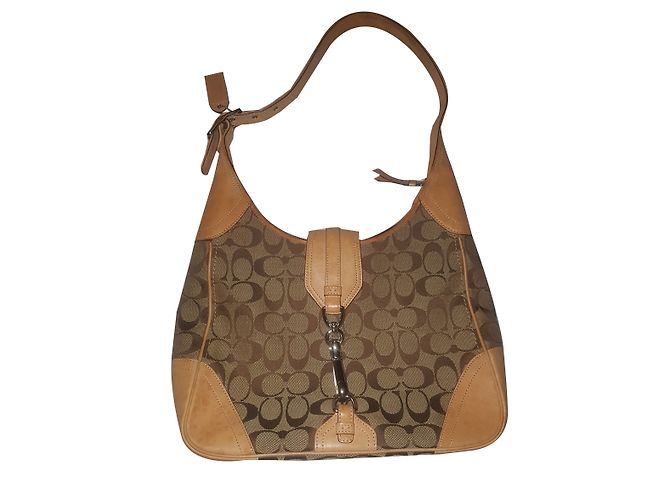 Bolsa Coach em tecido marrom