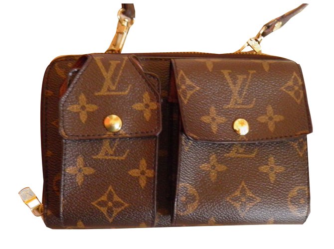 Louis Vuitton Brieftasche an der Kette Braun Leinwand  ref.52236