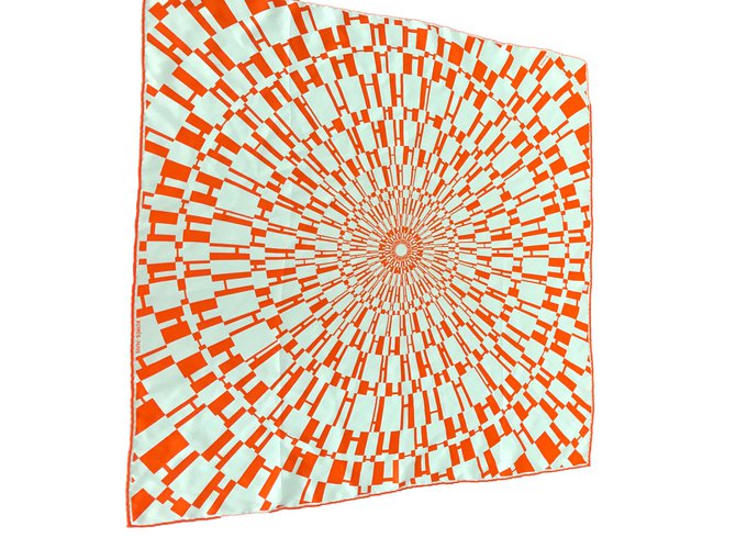 Hermès Scarves Orange Silk  ref.52341