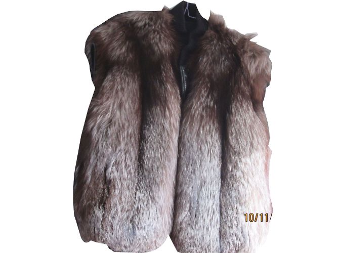 Autre Marque Silver Fox Fur Reversible Jacket with Removable Leather Sleeves Silvery