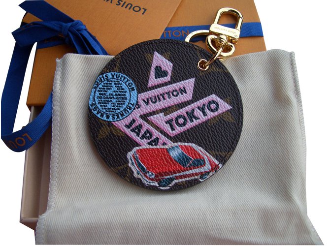 Louis Vuitton Tour Mundial em Tóquio Multicor Couro  ref.52431