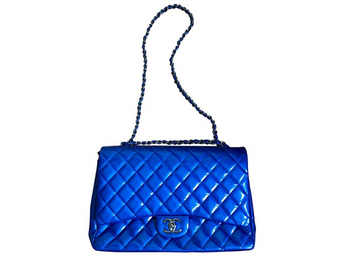 Timeless Chanel Handbags Blue Patent leather  ref.52556