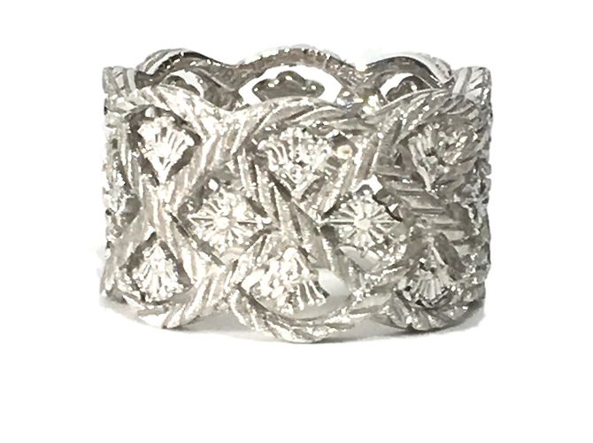 Buccellati Eternelle ring