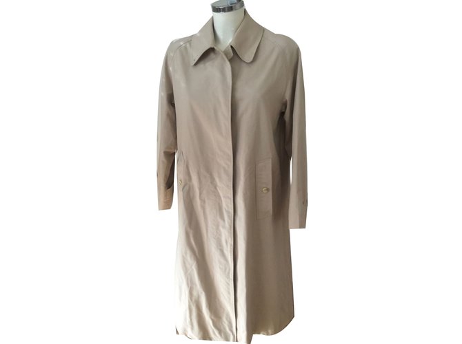 Burberry Trenchcoats Beige Polyester  ref.52622