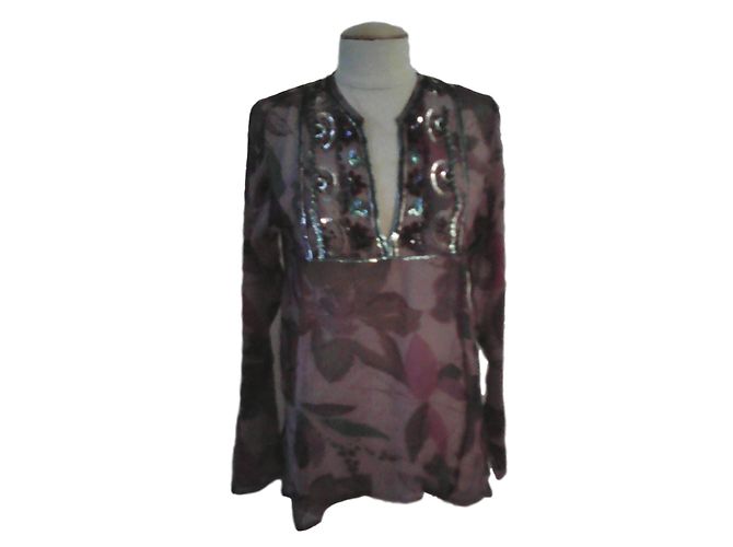 Antik Batik Topo