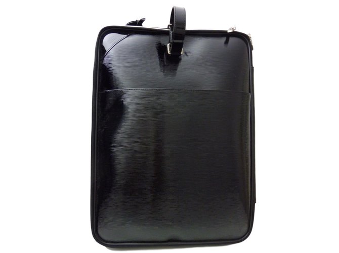 Louis Vuitton Pégase 55 Black Patent leather ref.53217 - Joli Closet