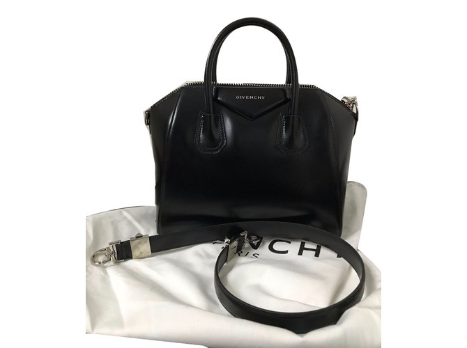 Givenchy Handbags Black Leather  ref.53141