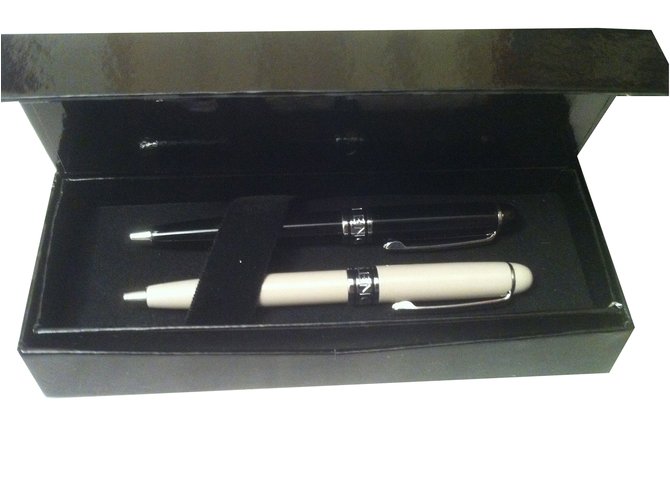 Balenciaga bolígrafos Metal  ref.53294